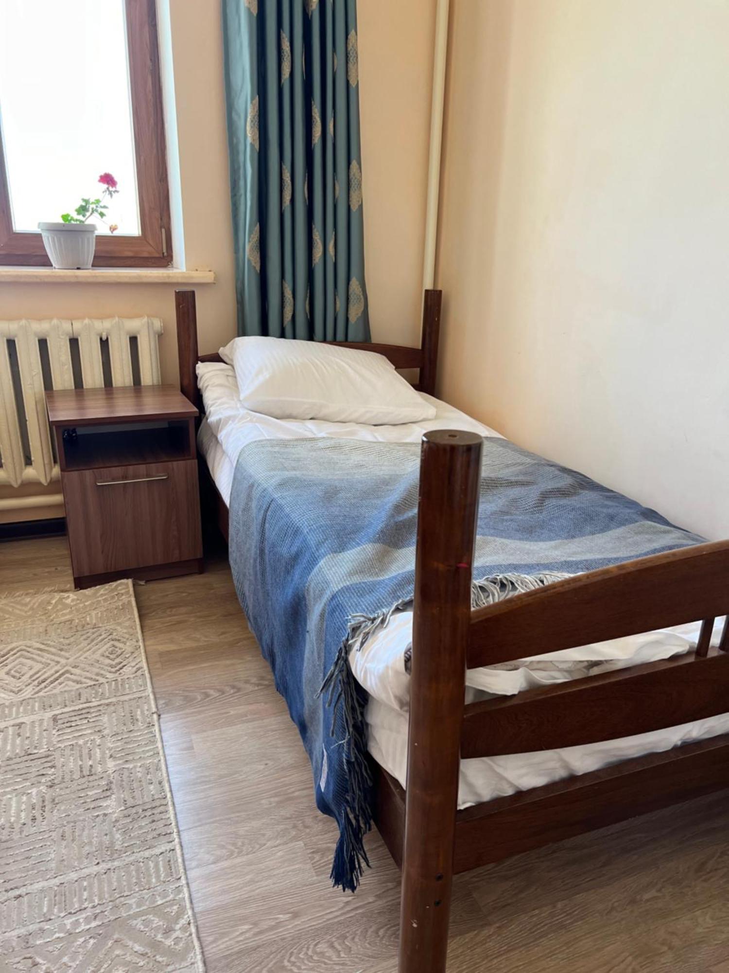 Hotel Maksat House Tossor Esterno foto