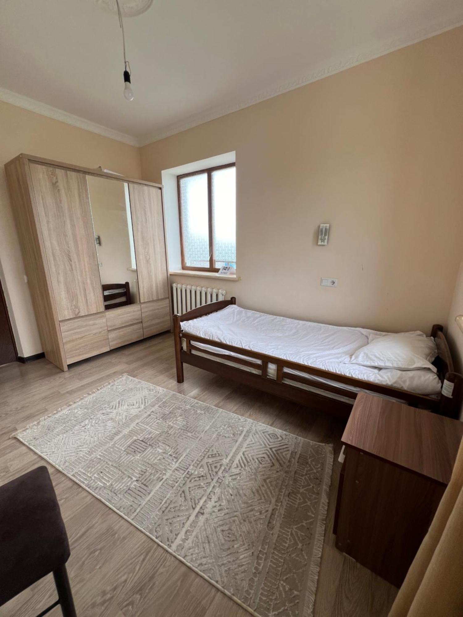 Hotel Maksat House Tossor Esterno foto